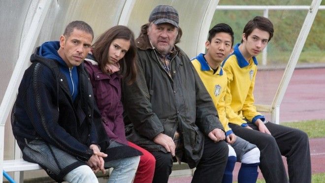 10 душевных французских комедий