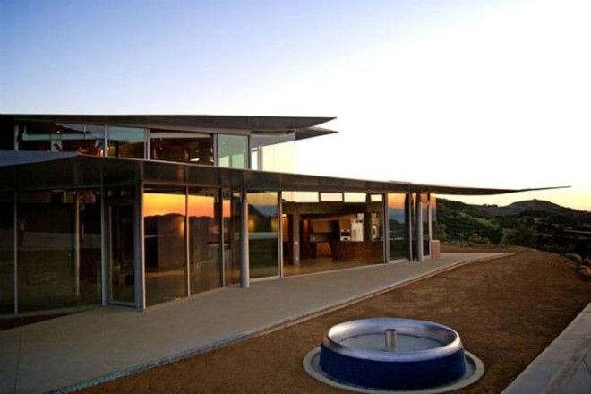 Куда деть старый Боинг 747? (18 фото) Куда деть старый Боинг 747? (18 фото)