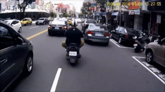 16 людей которые сами не знают что вытворяют