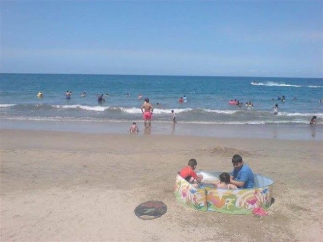 12 абсурдных и смешных фото из отпускакоторые заставят вас смеяться в голос