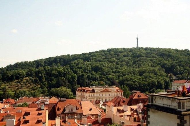 Самый высокий и наиболее живописный из семи пражских холмов идеальное место для летней прогулки