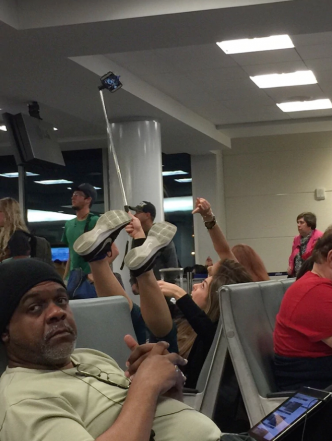 20 уморительных фотографий о том что работникам аэропорта скучно не бывает