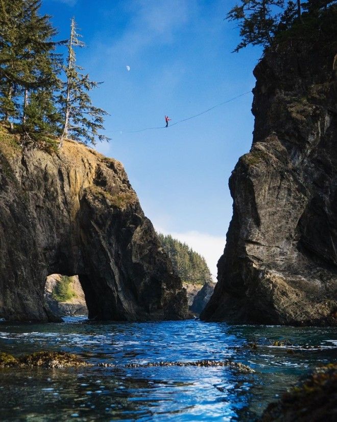 Безумные трюки которые заставят ваше сердце сжаться от ужаса адреналин адреналиновый спорт над пропастью по канату спорт хайлайнинг экстремалы экстремальное хобби