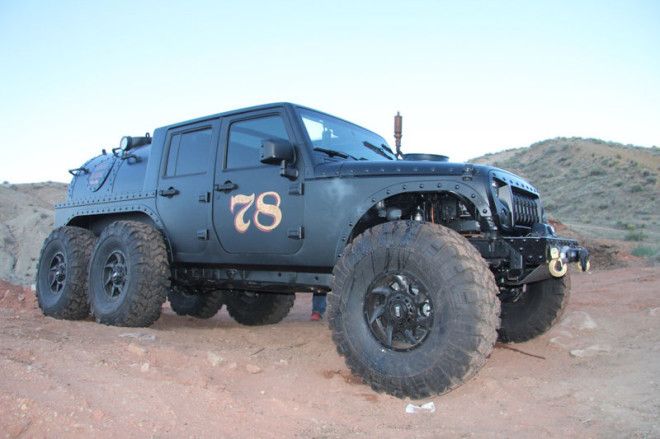 Этот паровоз не для железных дорог!